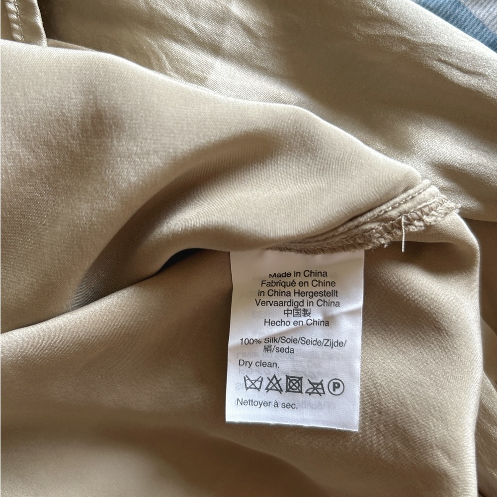 J Crew Silk Buttons Down Silk Shirt Size 0 - Picture 7 of 7